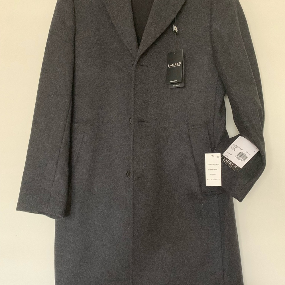Ralph lauren men’s charcoal color coat , Italian fabrics.